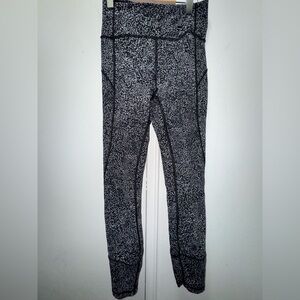 Lululemon In Movement Tight Everlux Diffuse Starlight Black White Size 4